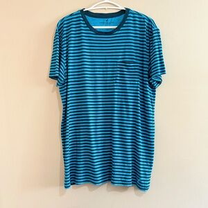 American Eagle Blue & Navy Striped Cotton Pocket T-Shirt – Size Large GUC